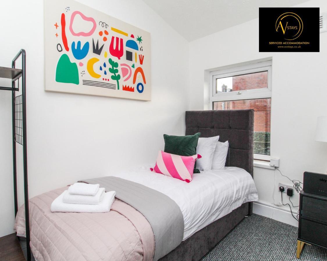 Modern House By Av Stays Short Lets & Serviced Accommodation St Helens St Helens  Exterior photo